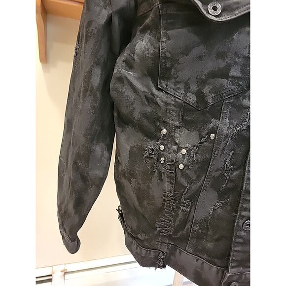 Mens Smoke Rise Distressed Denim Jacket With Patches Size XL Black Studded - Picture 3 of 16